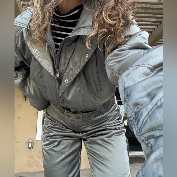 VINTAGE 90s NILS Snowsuit in Silver - Picture 9 of 10